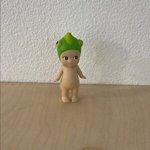 Sonny Angel Animal 2 Series Chameleon Hat Kids Toy Figure